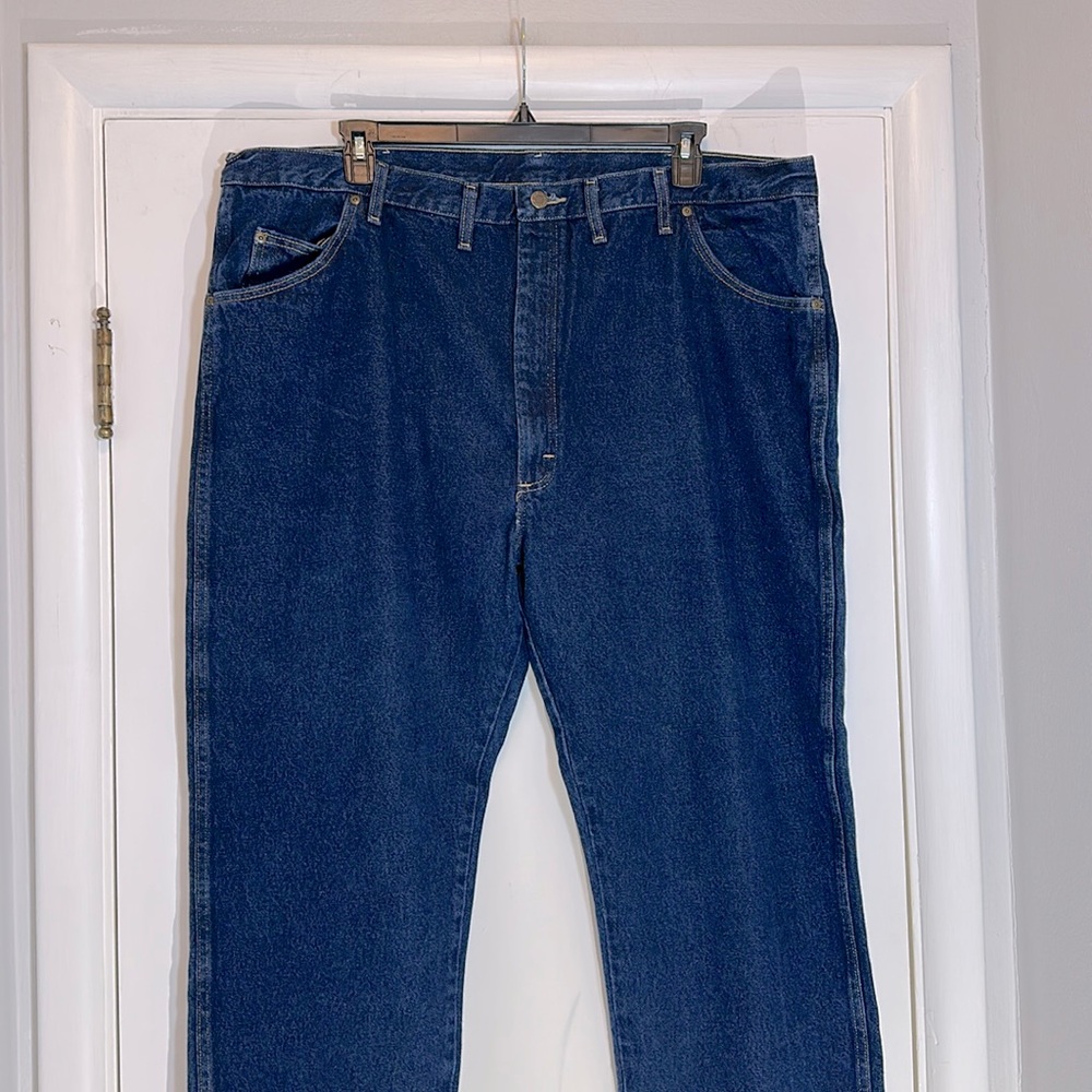 Wrangler Rugged Wear Cotton Stretch Flex Denim Blue Jeans 48x30 - Picture 4 of 11